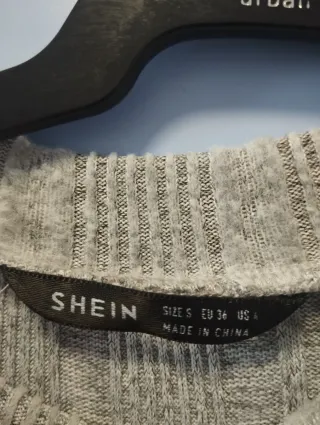 Vestido de lana gris