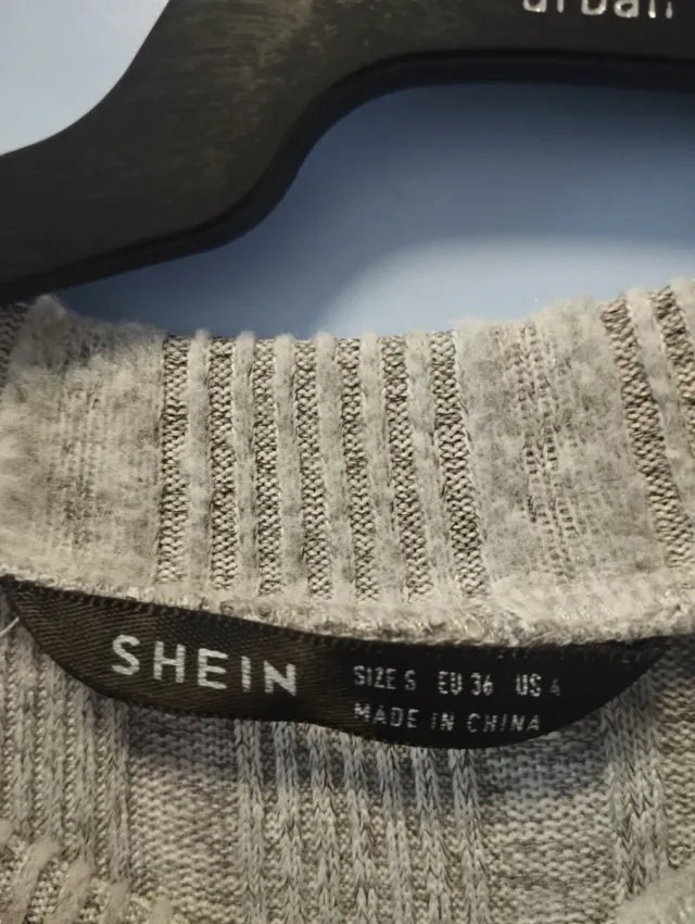 Vestido de lana gris