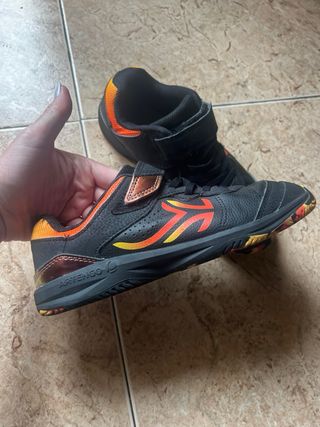 Zapatos deportivos niño negro/naranja