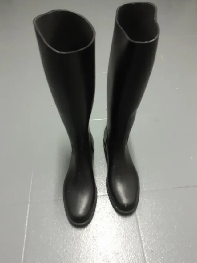 Botas de agua negras