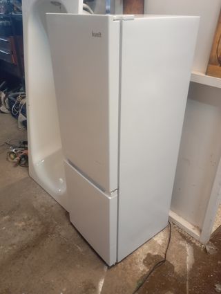 Nevera Combi Kunft Pequeña 1.43m