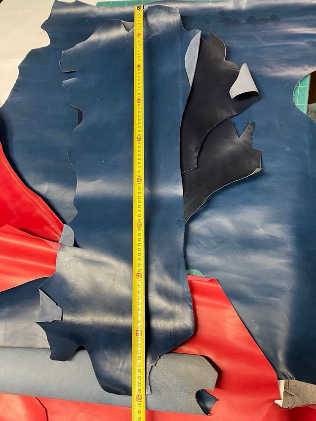 Lotto 6 Ritagli pelle capretto blu e rossi