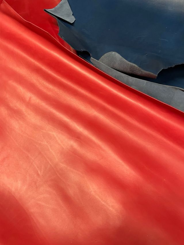 Lotto 6 Ritagli pelle capretto blu e rossi