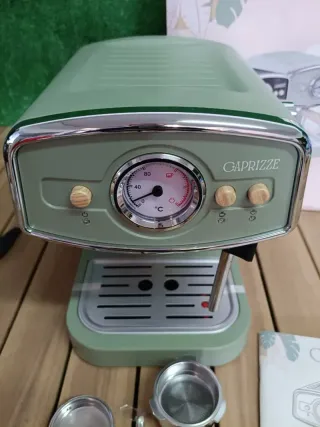 Cafetera Express Semiautomática Caprizze Kai 1050