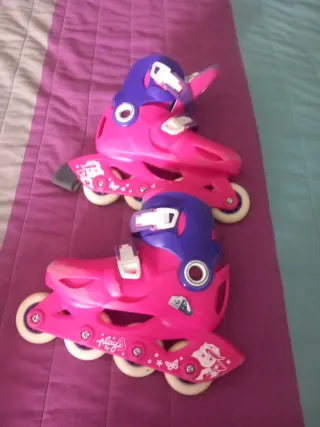 Patines en línea rosas y morados