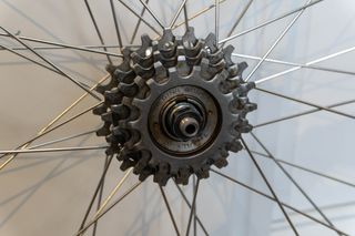 Rueda de carretera 700c clásica – 5 velocidades