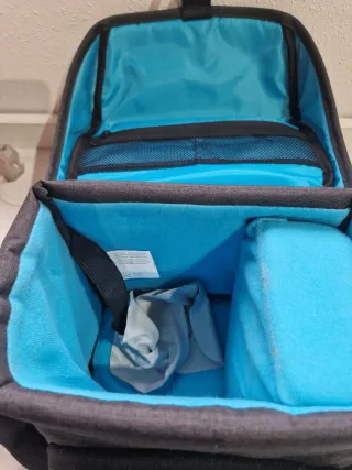 Cámara Sony a200: Funda Viaje, cargador y cables.