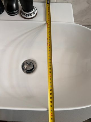 Lavabo y piedra con soporte