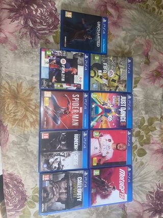 PS4 + Mando Camuflaje + 9 Juegos