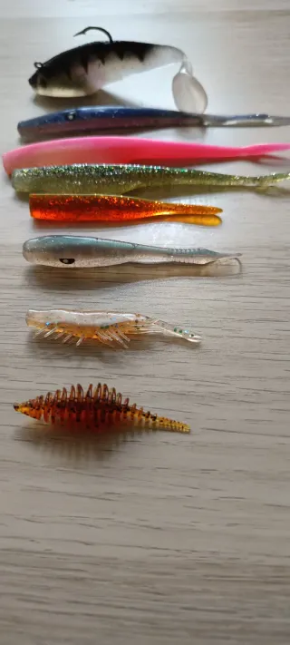 Lote de señuelos de pesca