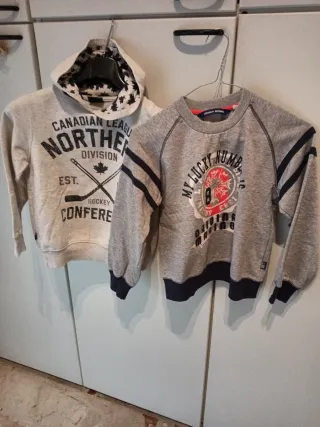 N. 2 felpe bimbo 8 anni