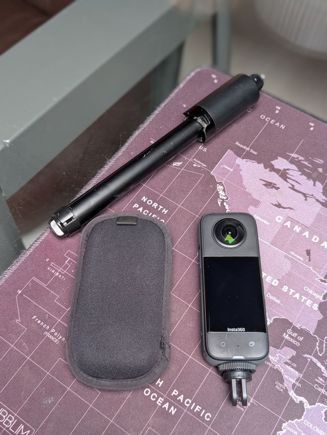 Câmera Insta360 X3 360 Preta e Cinza