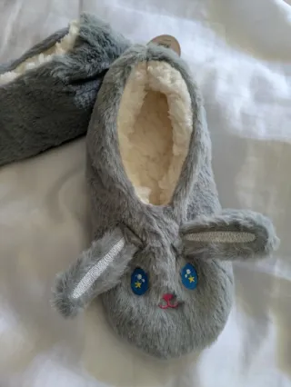 Zapatillas furr peluche conejito orejas 39-41