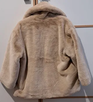 Abrigo pelo niña MNG 110 cm