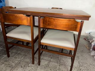 Tavolo e sedie Guido Faleschini