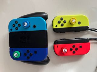 Nintendo Switch V2 Multicolor