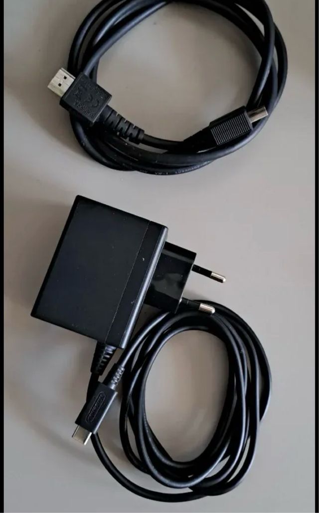 Nintendo Switch V2 Multicolor