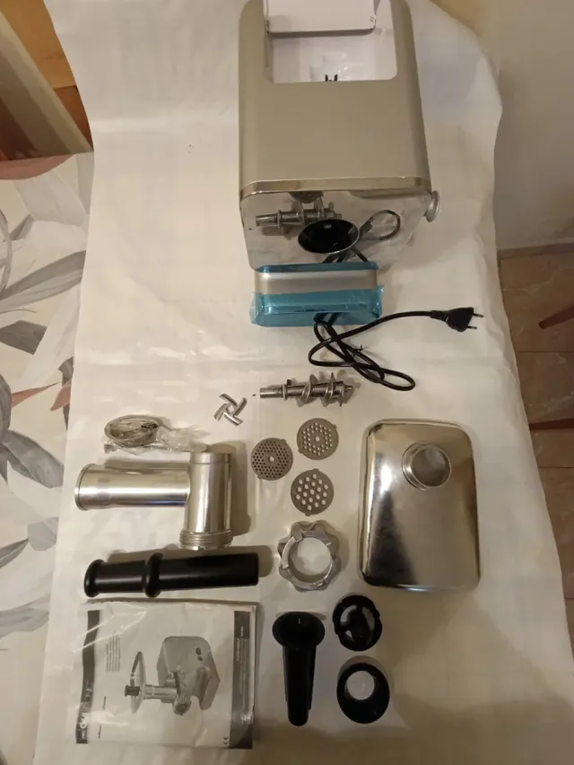 Picadora Clatronic FW 3506