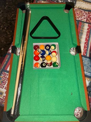 Mini mesa de billar con accesorios