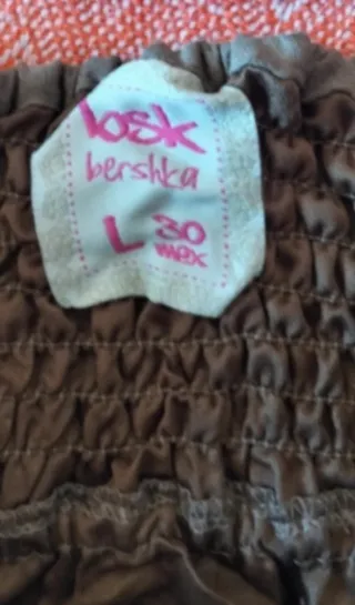 Falda vintage marrón con volantes