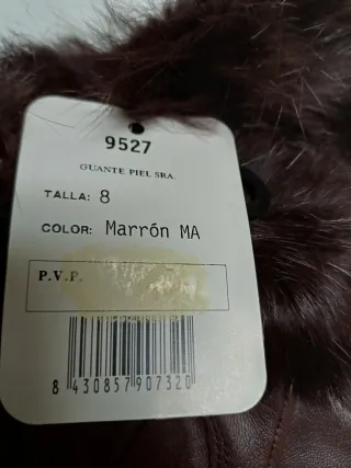 Guantes de piel marrón con pelo