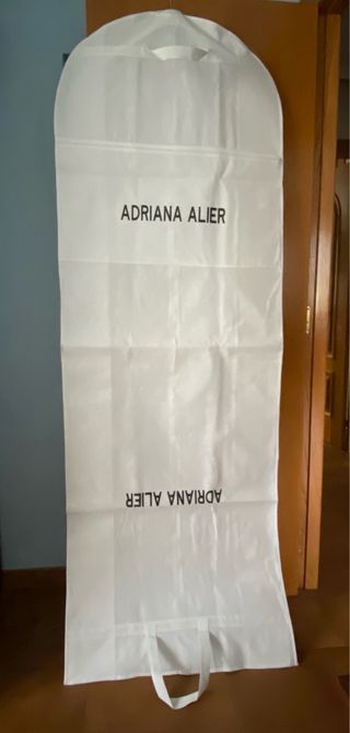 Funda para vestido de novia Adriana Alier