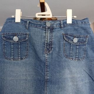 Falda vaquera. Talla 48