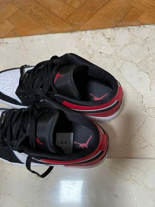 Nike Air Jordan 1 Low Black Toe
