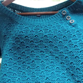 Jersey azul con brillos