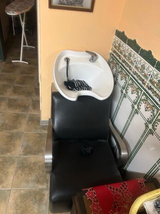 Lavabo peluquería con sillón