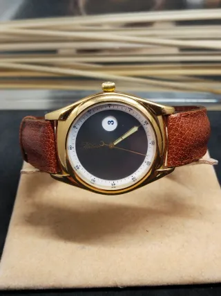 Reloj Halcón Horas Saltantes Esfera Negra