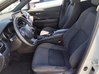 Renting - TOYOTA C-HR 1.8 125H Advance