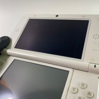 Nintendo 3DS XL Bianco con accessori
