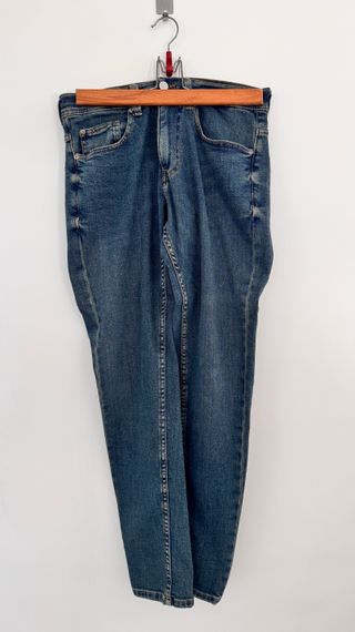 Pantalón vaquero Zara azul