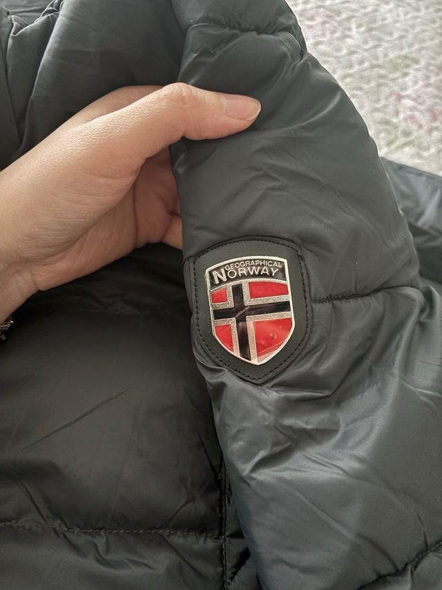 Giubbotto Norway grigio scuro con cappuccio