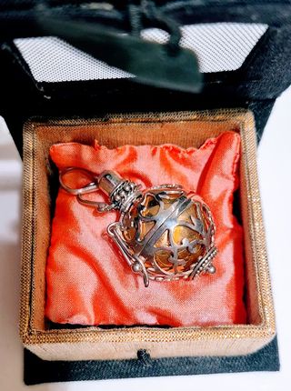 Richiamo angeli metallo palla dorata