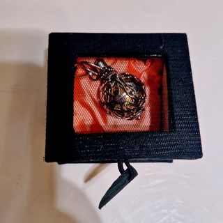 Richiamo angeli metallo palla dorata