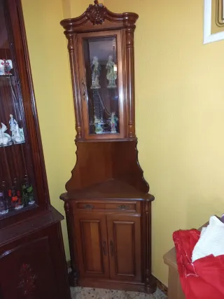 Mueble Rinconera Madera y Vitrina