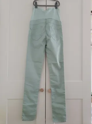 Pantalones premamá verdes
