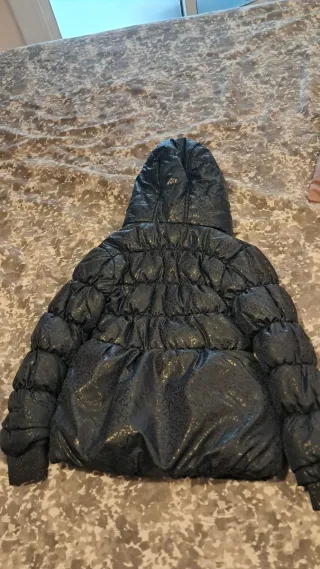 Anorak infantil oscuro