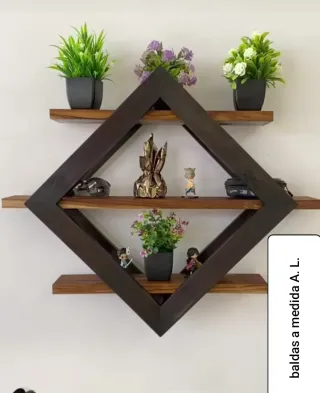 Baldas de madera hechas a medida.