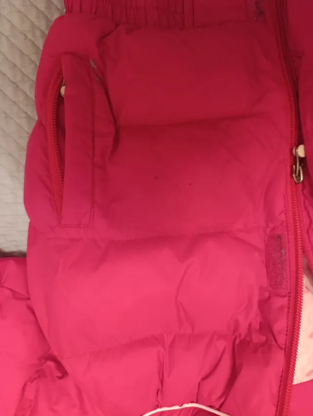 Abrigo fucsia niña con capucha