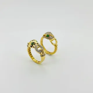ANILLO PANTERA CON CIRCONITAS. Oro 18k.