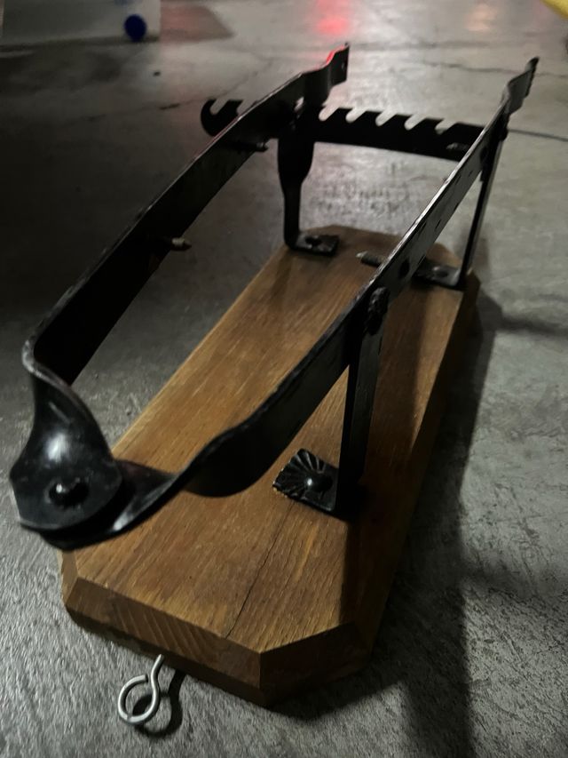 Jamonero madera y metal