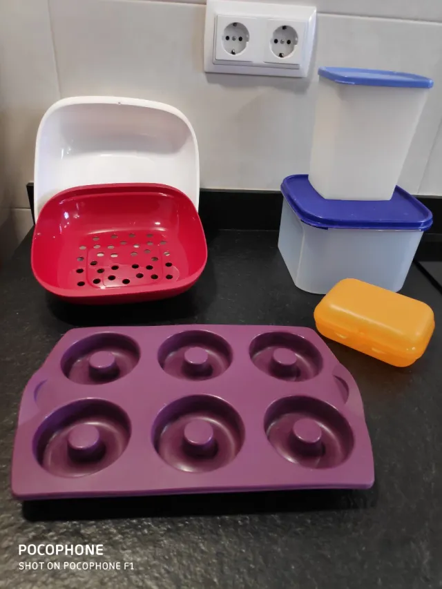Lote Tupperware: Contenedores y Molde