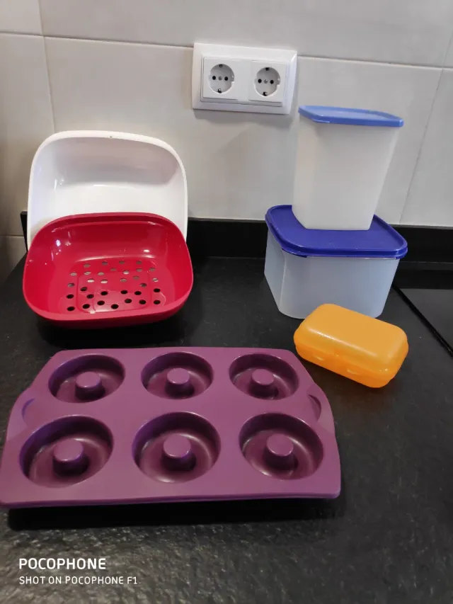 Lote Tupperware: Contenedores y Molde