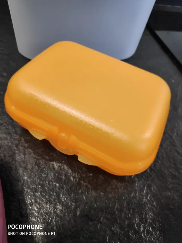 Lote Tupperware: Contenedores y Molde