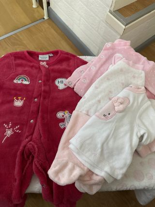 Lote pijamas bebé sin usar 0-3 meses