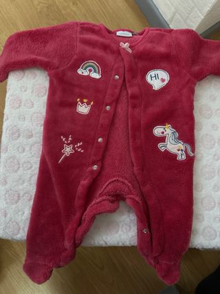Lote pijamas bebé sin usar 0-3 meses