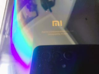 Nuovo kit schermo AMOLED e cover per Xiaomi Mi 9